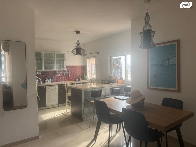 עליית הנוער 14