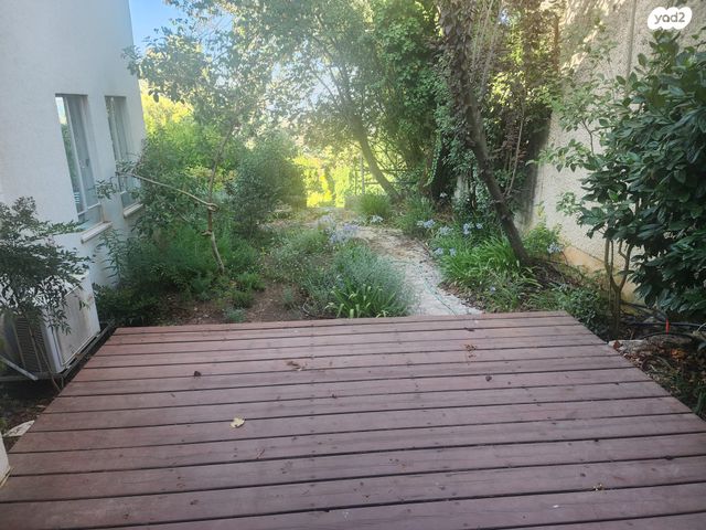 בית פרטי/ קוטג', מורן, שאר העיר, כפר ורדים