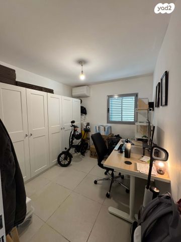 דירה, השרון, הפרחים, כפר סבא