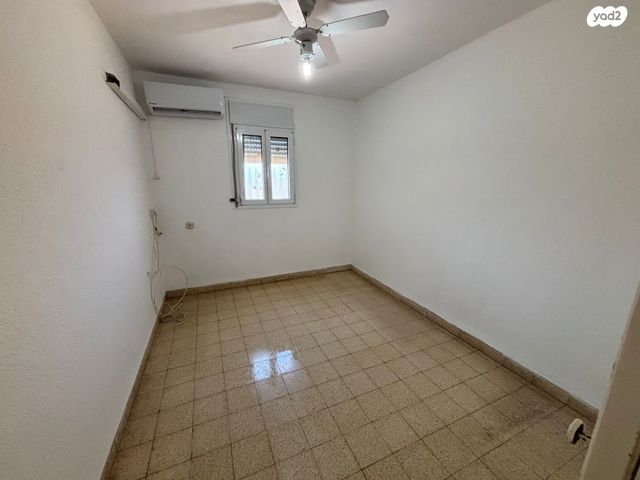 דירה, שדרות דגניה 25, קרית חיים מערבית, חיפה