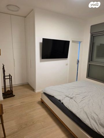 דירה, צבי מנדלבלט 5, הרצליה