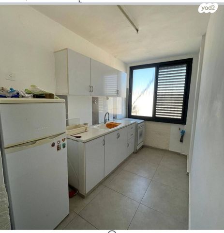 גיורא יוספטל 34