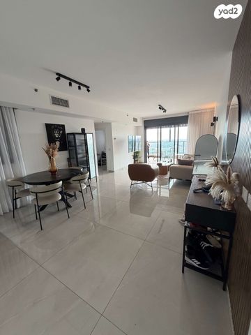 דירה, משעול פלג, האירוס, ראשון לציון