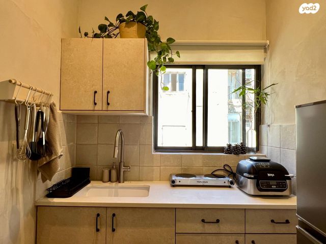 דירה, הקישון 16, חיפה