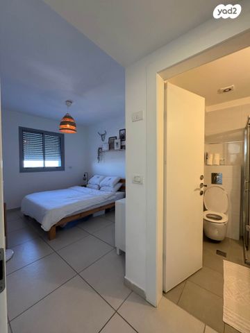 דירה, השרון, הפרחים, כפר סבא