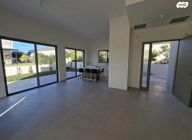 בית פרטי/ קוטג', בני דרור