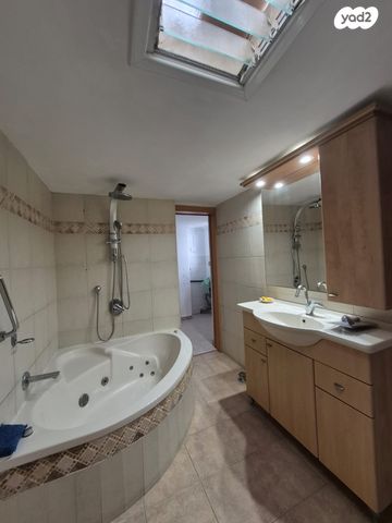 בית פרטי/ קוטג', מורשה, רמת השרון