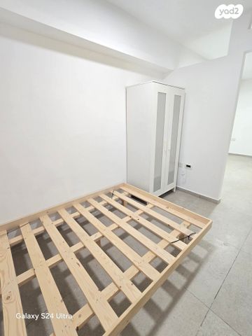 מרתף/ פרטר, כפר גלעדי 17, פלורנטין, תל אביב יפו