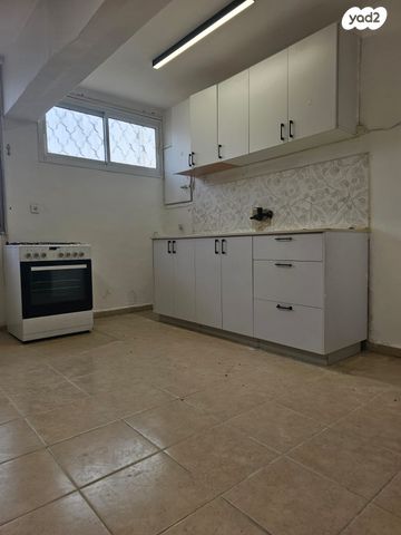 דירה, ז'בוטינסקי, גבעה א', שביט, קרית אתא