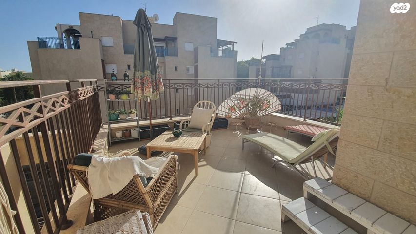 דירה, המעיינות, שחמון, רובע 8, אילת