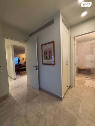 דירה, אבן גבירול, הצפון החדש - דרום, תל אביב יפו