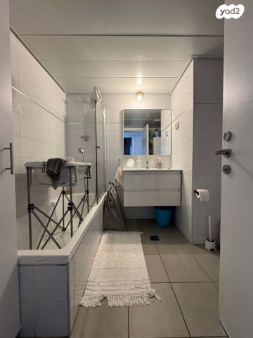 דירה, השרון, הפרחים, כפר סבא