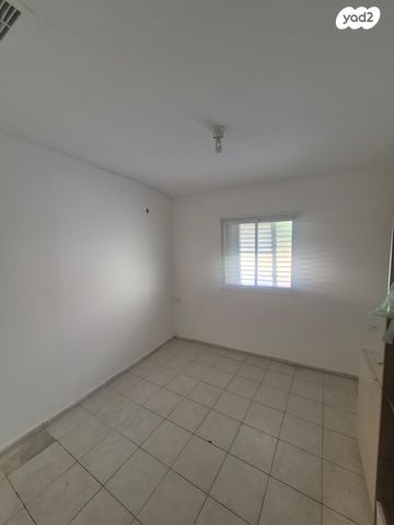 דירה, חצור, רמת גן