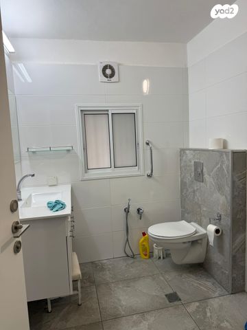 בית פרטי/ קוטג', בילינסון, צפון מערב מרכז העיר, נתניה