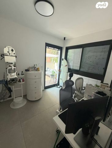 דירת גן, קלישר, לב תל אביב, לב העיר צפון, תל אביב יפו