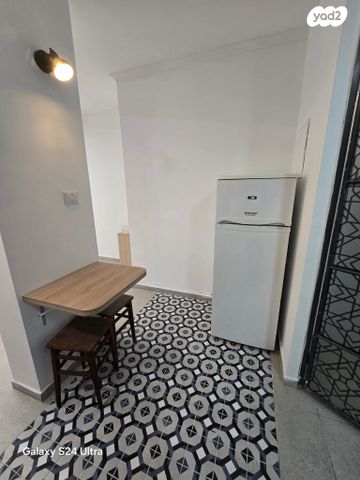 מרתף/ פרטר, כפר גלעדי 17, פלורנטין, תל אביב יפו