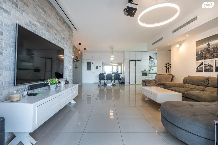 דירה, תרנ"א, מרכז העיר, חדרה