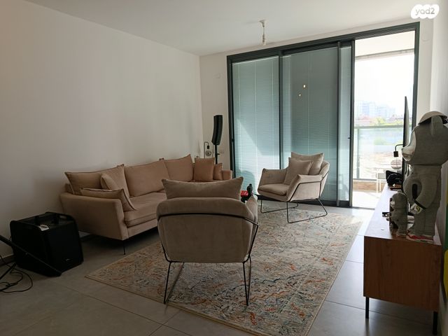 נורית הירש 11