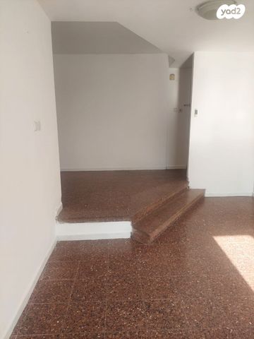 דירה, מרדכי פופל, קדמת ראשון, ראשון לציון