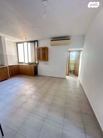 דירה, אריה בן אליעזר 56, נווה יהושע, ערמונים, רמת גן