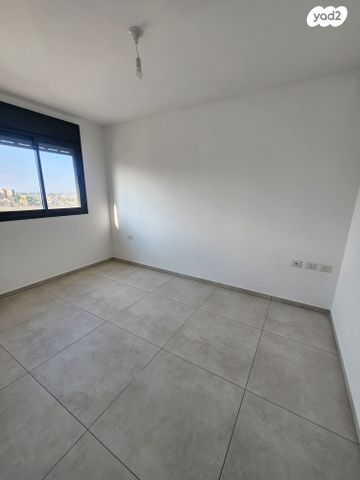 דירה, יערות הכרמל 20, נופי בן שמן, לוד