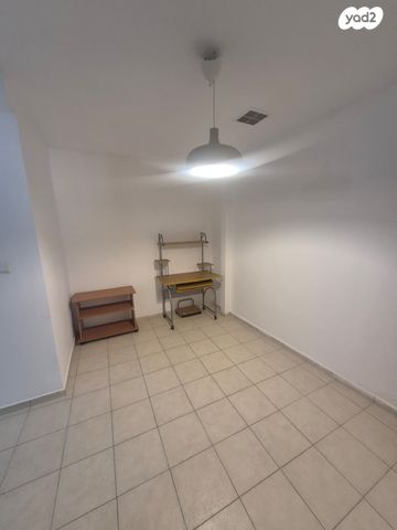 דירה, חצור, רמת גן