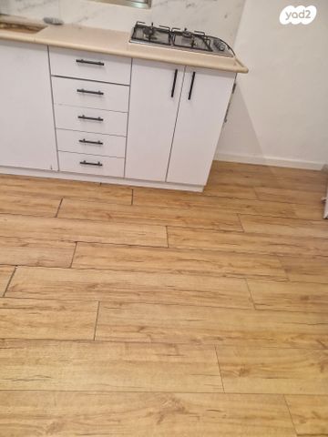 דירה, ההסתדרות 32, רחובות