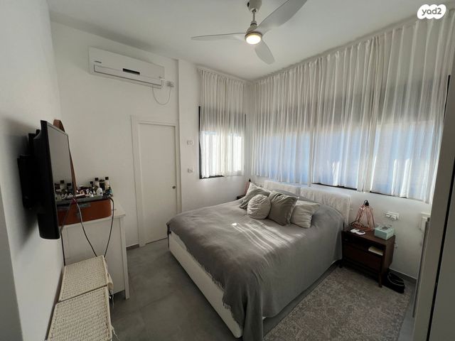 דירה, אלון, רמת השרון