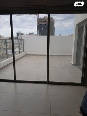 גג/ פנטהאוז, תפארת ישראל, נווה רם, שיכון מזרחי, רמת גן