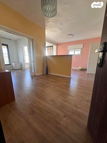 דירה, עין גב, יד אליהו, תל אביב יפו