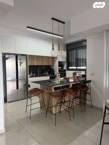 דירה, משעול פלג, האירוס, ראשון לציון