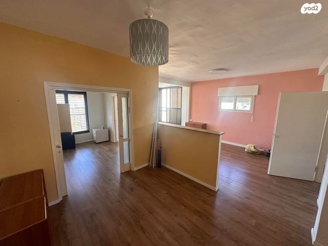 דירה, עין גב, יד אליהו, תל אביב יפו