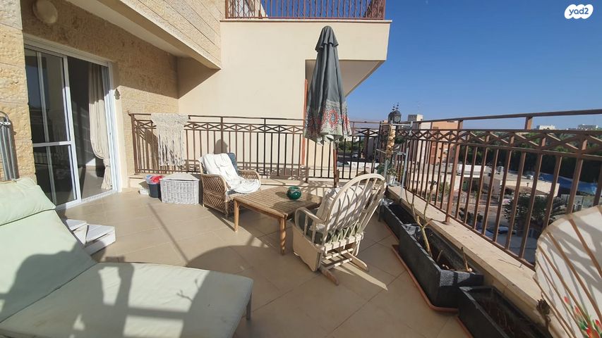 דירה, המעיינות, שחמון, רובע 8, אילת