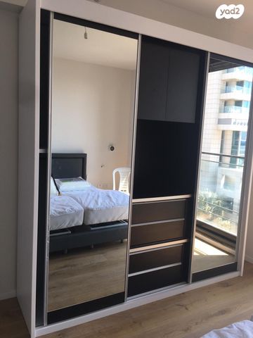 דירה, הירקון 14, תל אביב יפו