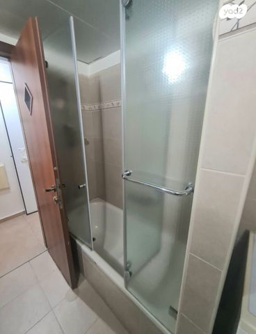 דירה, האלוף נחמיה תמרי, עליות, רמת גן