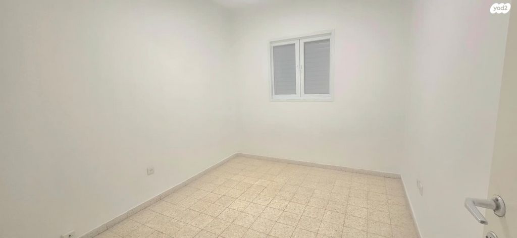 דירה, יוסף צבי, אזור הבילויים, רמת גן