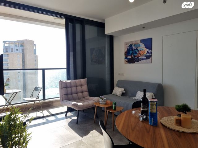 סאבלט, שדרות העצמאות 9, רוטשילד עצמאות, בת ים