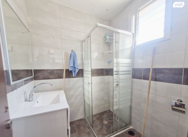 דירה, מעפילי אגוז 106, נווה חן, תל אביב יפו