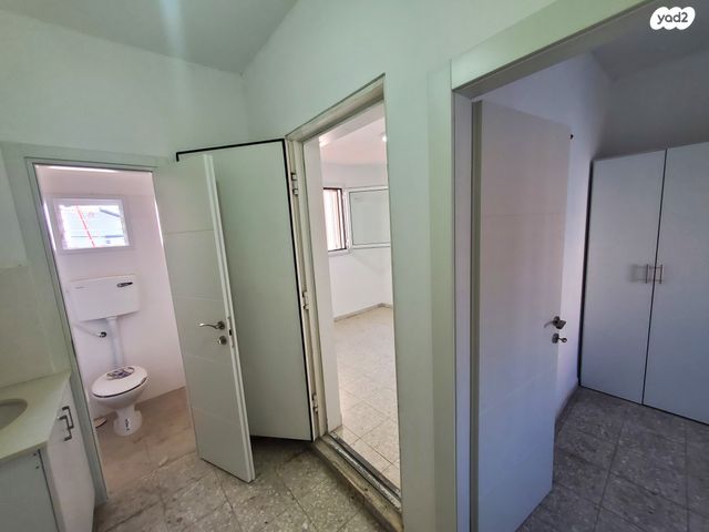 יחידת דיור, נאות יהודית ונווה ארזים, חולון