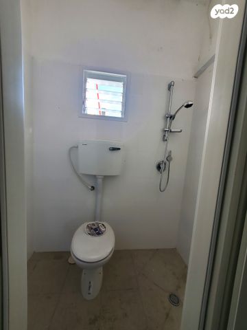 יחידת דיור, נאות יהודית ונווה ארזים, חולון