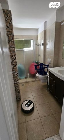 דירה, מנחם בגין 18, נווה גנים, קרית מוצקין