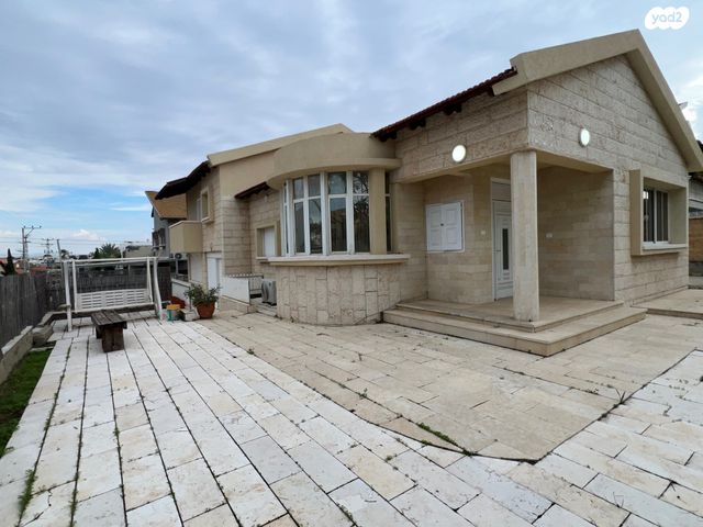 בית פרטי/ קוטג', נאות המייסדים, שדרות