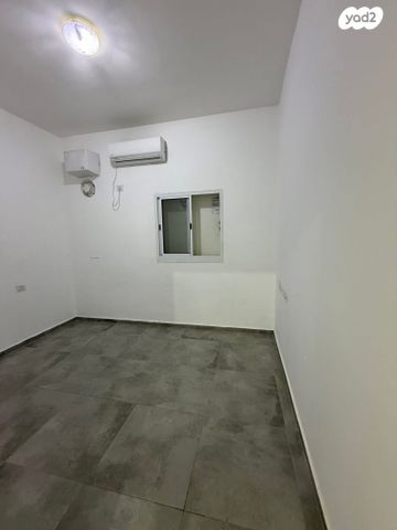 דירת גן, נתיבות