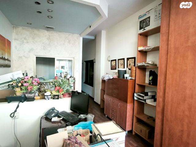 הרב עוזיאל 6