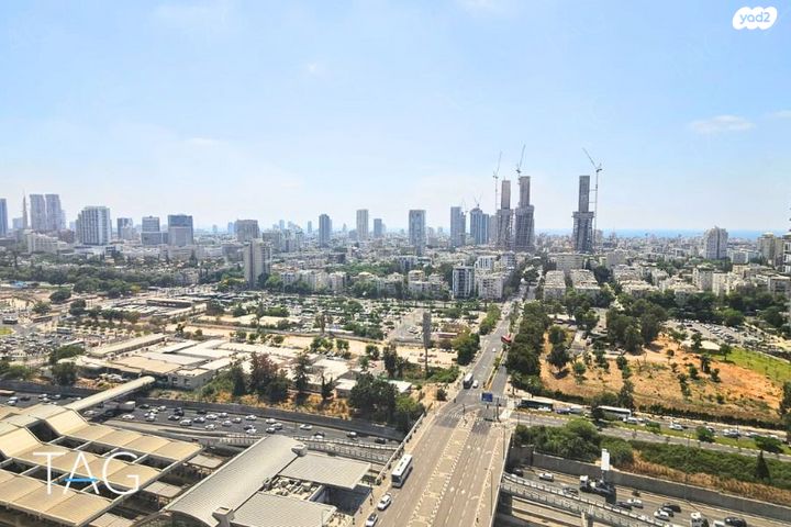 משרדים, דרך מנחם בגין 13, רמת גן