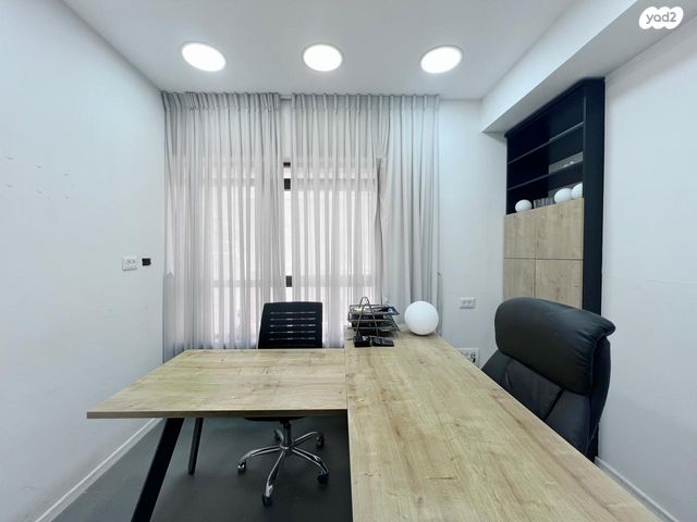 קליניקות, סוקולוב 67, גולן, רמת השרון