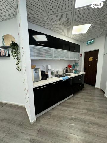 משרדים, דרך מנחם בגין, בורסה, רמת גן