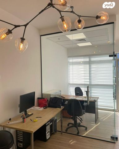 משרדים, ילדי טהרן 8, מב"ת מערב, אזור תעשייה חדש, ראשון לציון