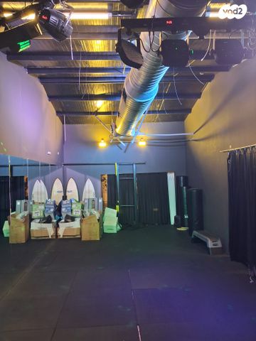 חנויות/ שטח מסחרי, אורט ישראל, אזור תעשיה, בת ים