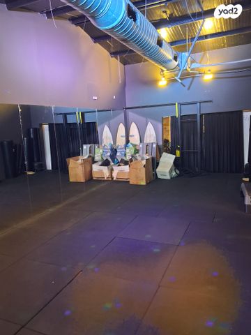 חנויות/ שטח מסחרי, אורט ישראל, אזור תעשיה, בת ים